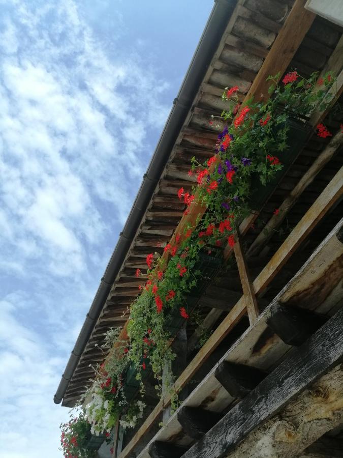 B&B La Casa Di Loretta Paderno Eksteriør billede