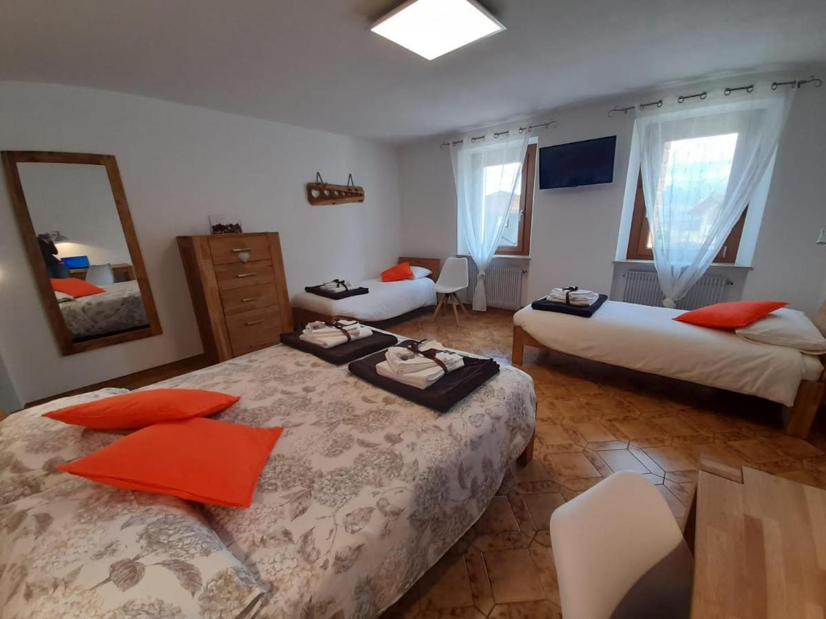 B&B La Casa Di Loretta Paderno Eksteriør billede